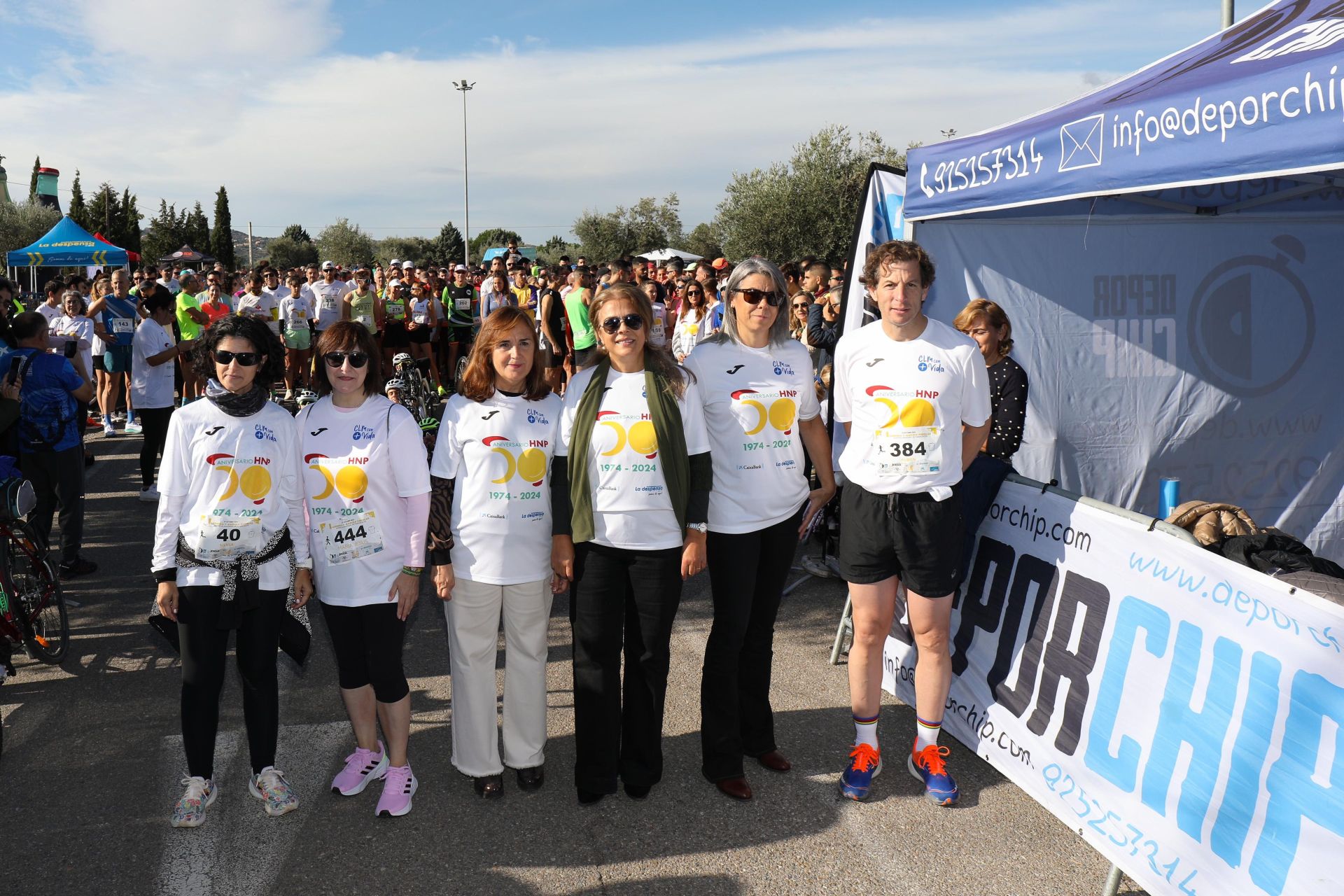 El concejal Rubén Lozano, a la derecha, ha participado en esta carrera