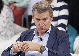 El PP cede terreno a Vox pero la suma de ambos alcanza los 187 escaños