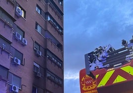 Un incendio en una vivienda de Coslada deja a 24 personas heridas, seis de ellas  trasladadas al hospital