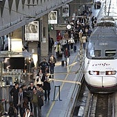 Descarrila un AVE Málaga-Madrid en la localidad malagueña de Álora por las fuertes lluvias