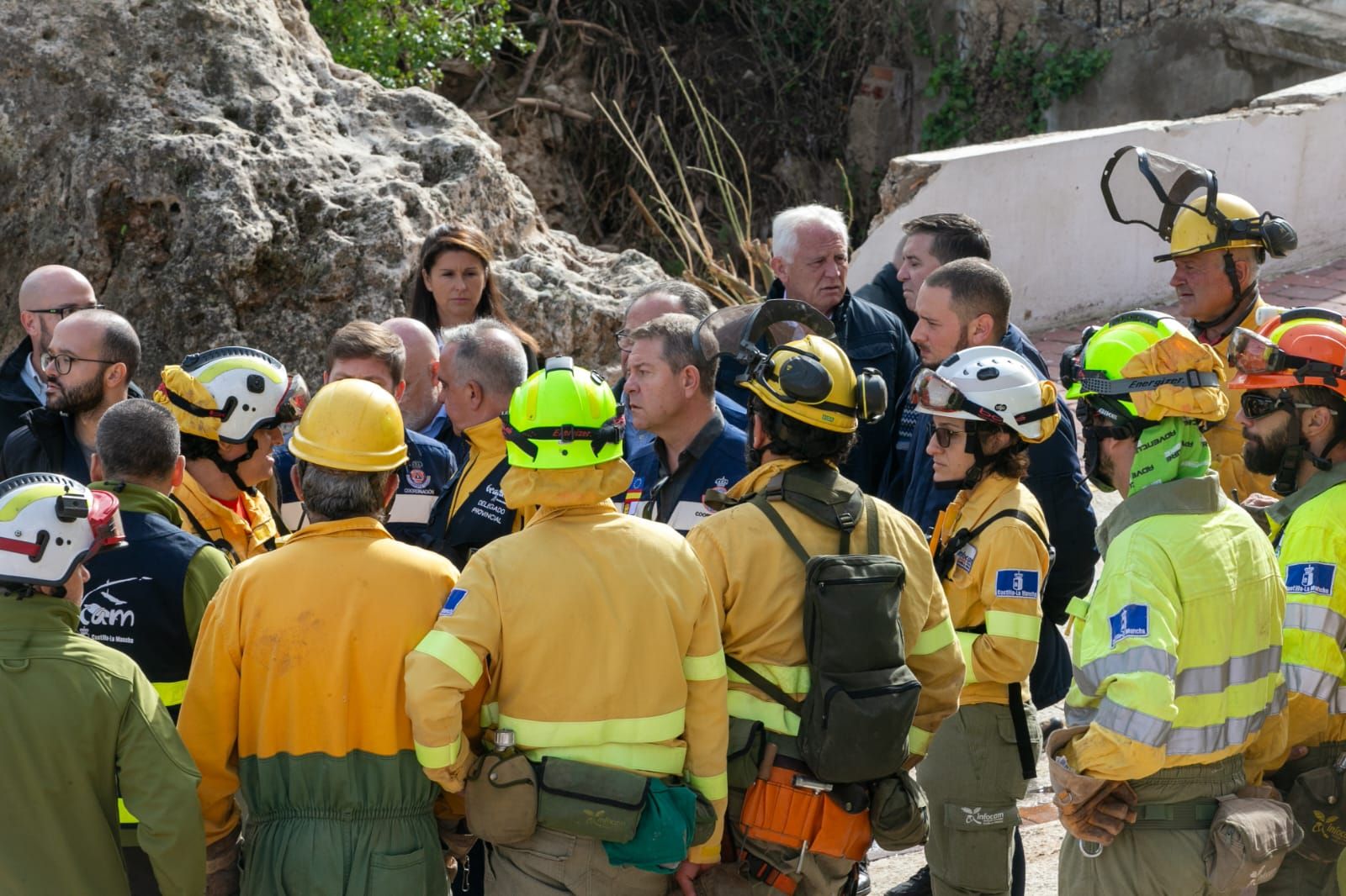 Page y Tolón visitan Letur, arrasada por la DANA