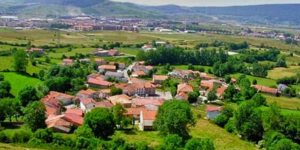 El pueblo más barato de Cantabria para comprar una casa en 2025: 39.000 euros y 270 metros cuadrados