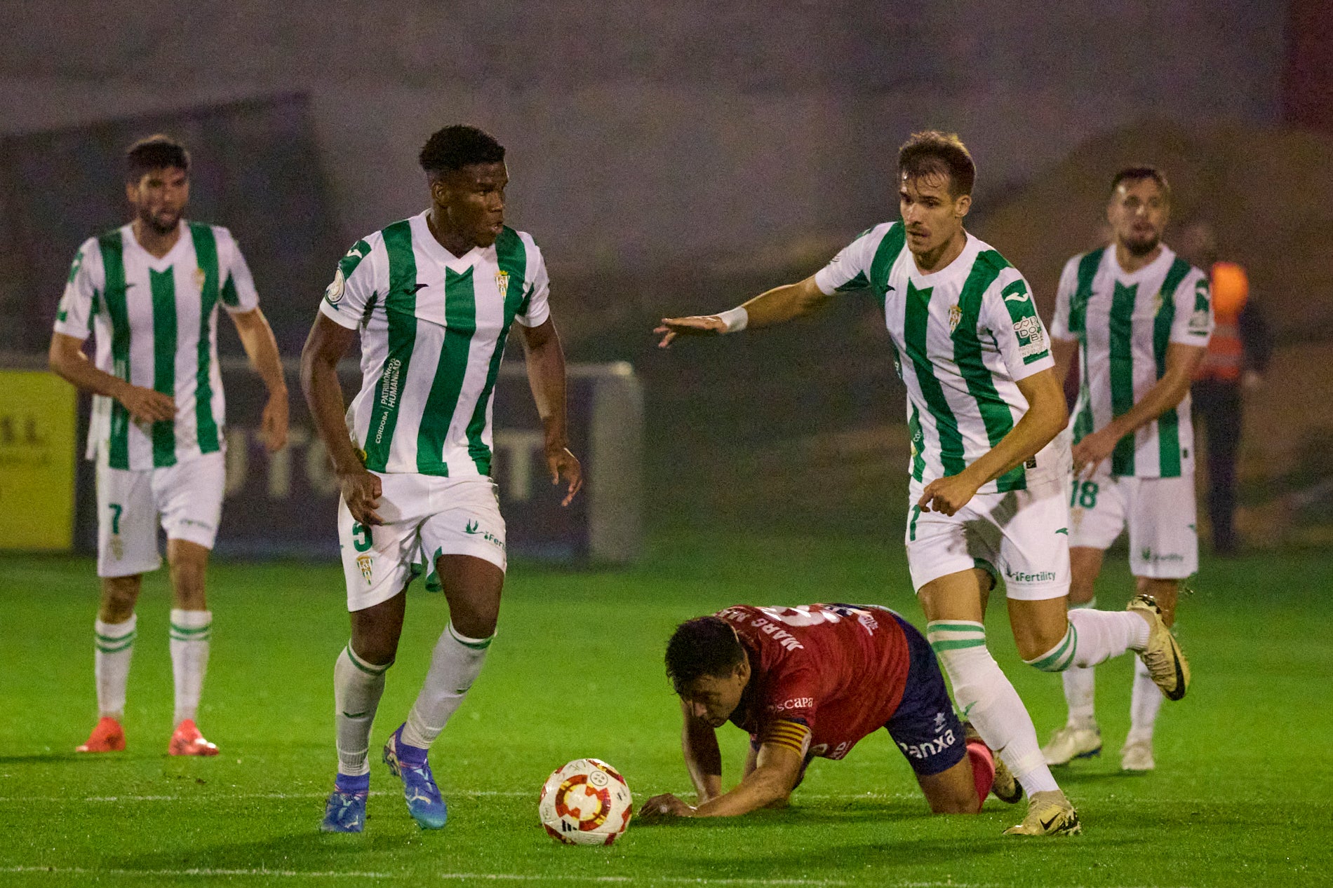 Las imágenes de la sorprendente eliminación copera del Córdoba CF en Olot