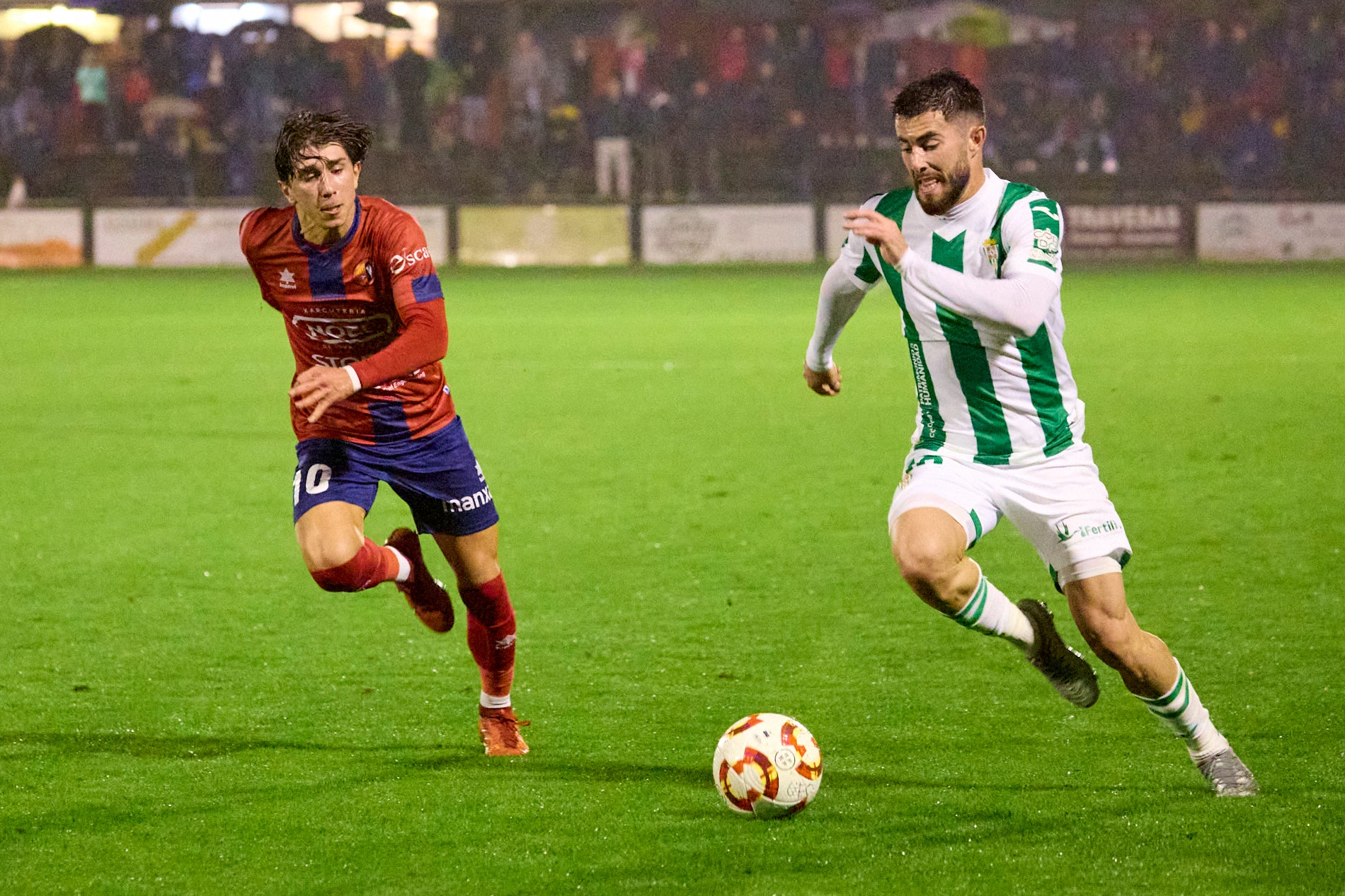 Las imágenes de la sorprendente eliminación copera del Córdoba CF en Olot