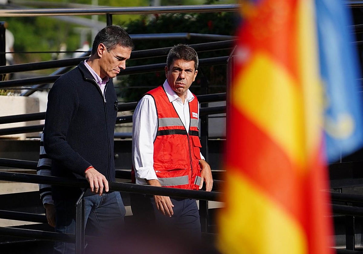El presidente del Gobierno, Pedro Sánchez, en su visita a las zonas afectadas por la DANA