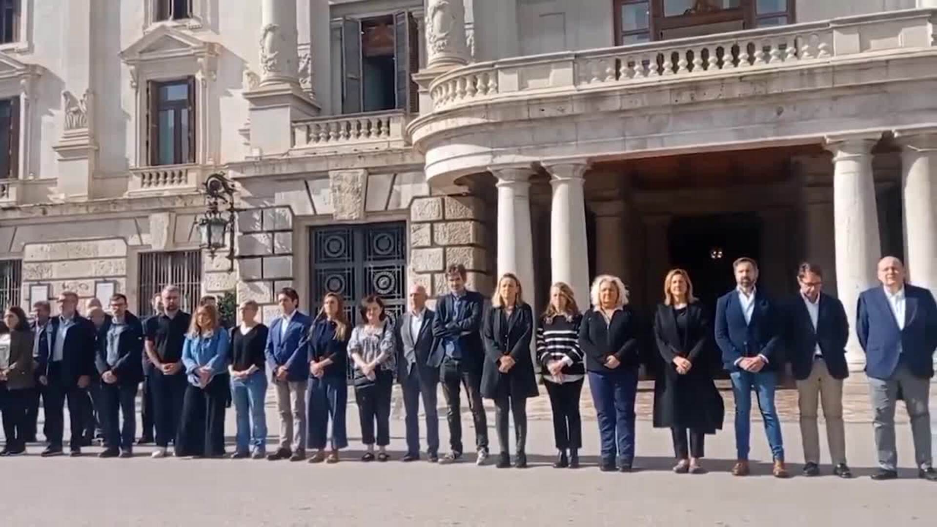 Minuto de silencio en Valencia por las víctimas y afectados por la DANA