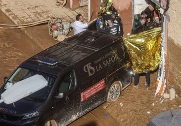 «No hay agua en el garaje papá, bajamos a por los coches»: la llamada que acabó con siete personas ahogadas