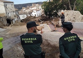 AUGC denuncia que «cientos de guardias civiles están indignados por no poder ayudar» en Valencia tras la DANA