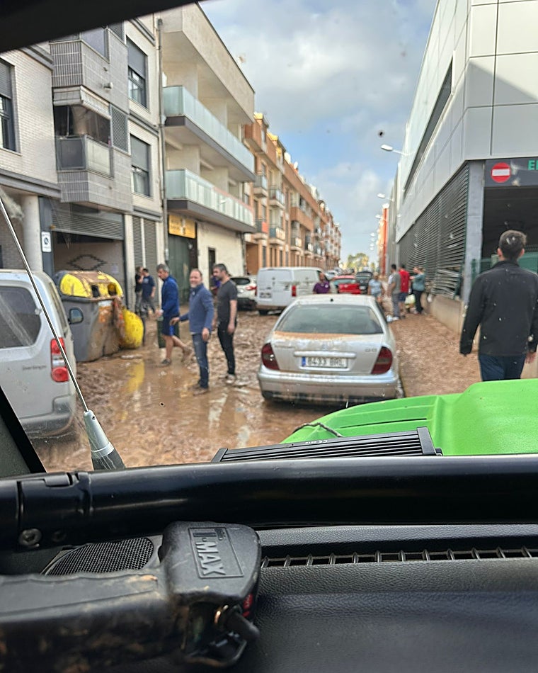 Imagen tomada desde el coche de Paula en Paiporta