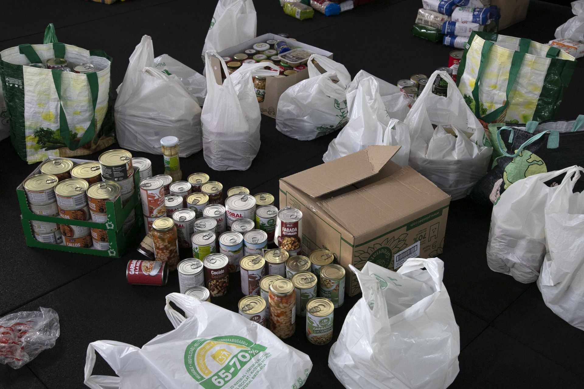 Las donaciones de los cordobeses a los damnificados de la DANA en Valencia, en imágenes