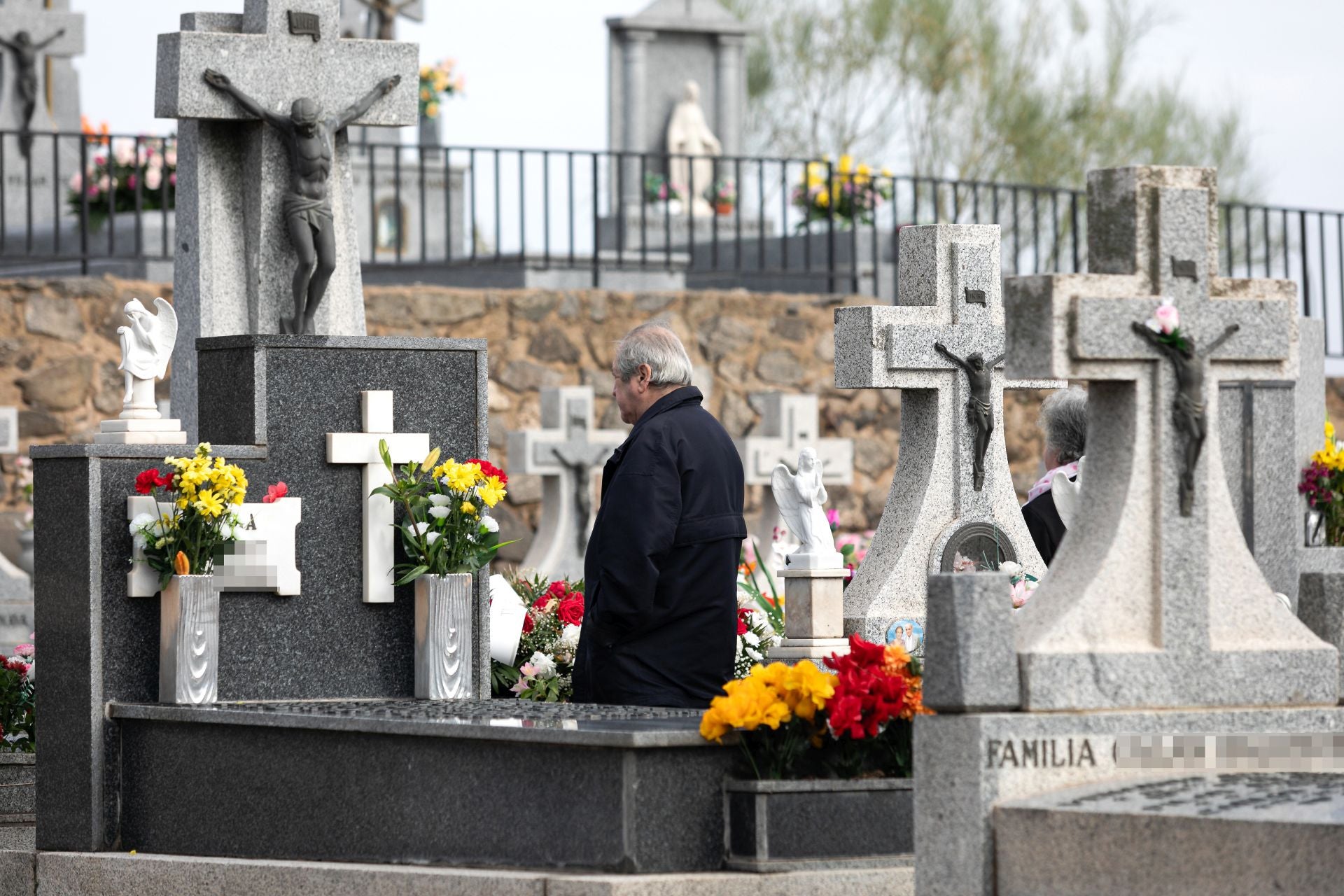 El Día de Todos los Santos en la región, en imágenes