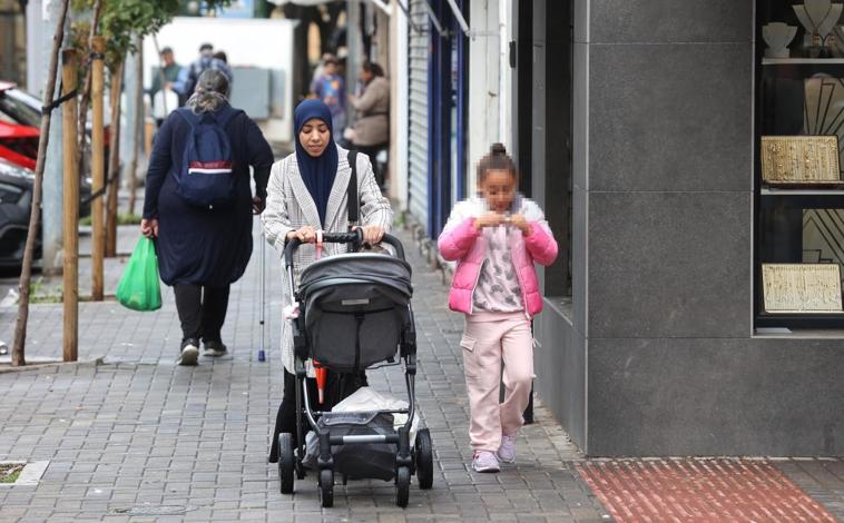 Imagen principal - Sector Sur y barrio del Guadalquivir de Córdoba: el contraste entre vida y pobreza