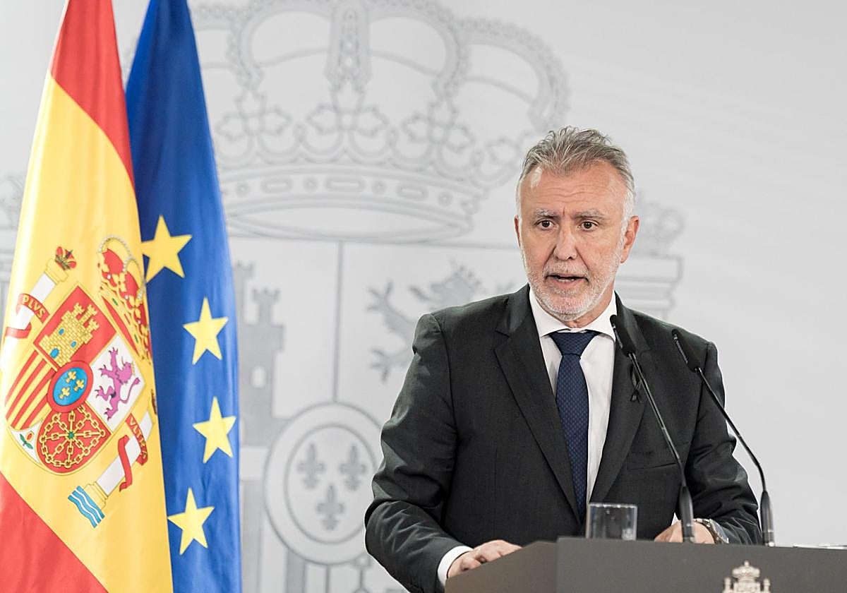 Ángel Víctor Torres, ministro de Política Territorial, en rueda de prensa