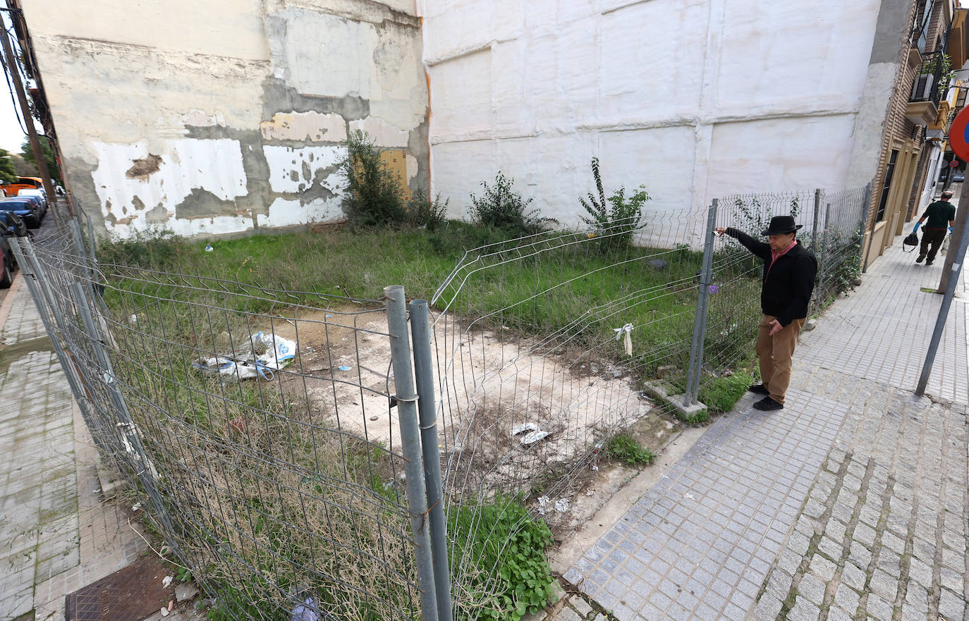 El deterioro del barrio de la Huerta de la Reina de Córdoba, en imágenes