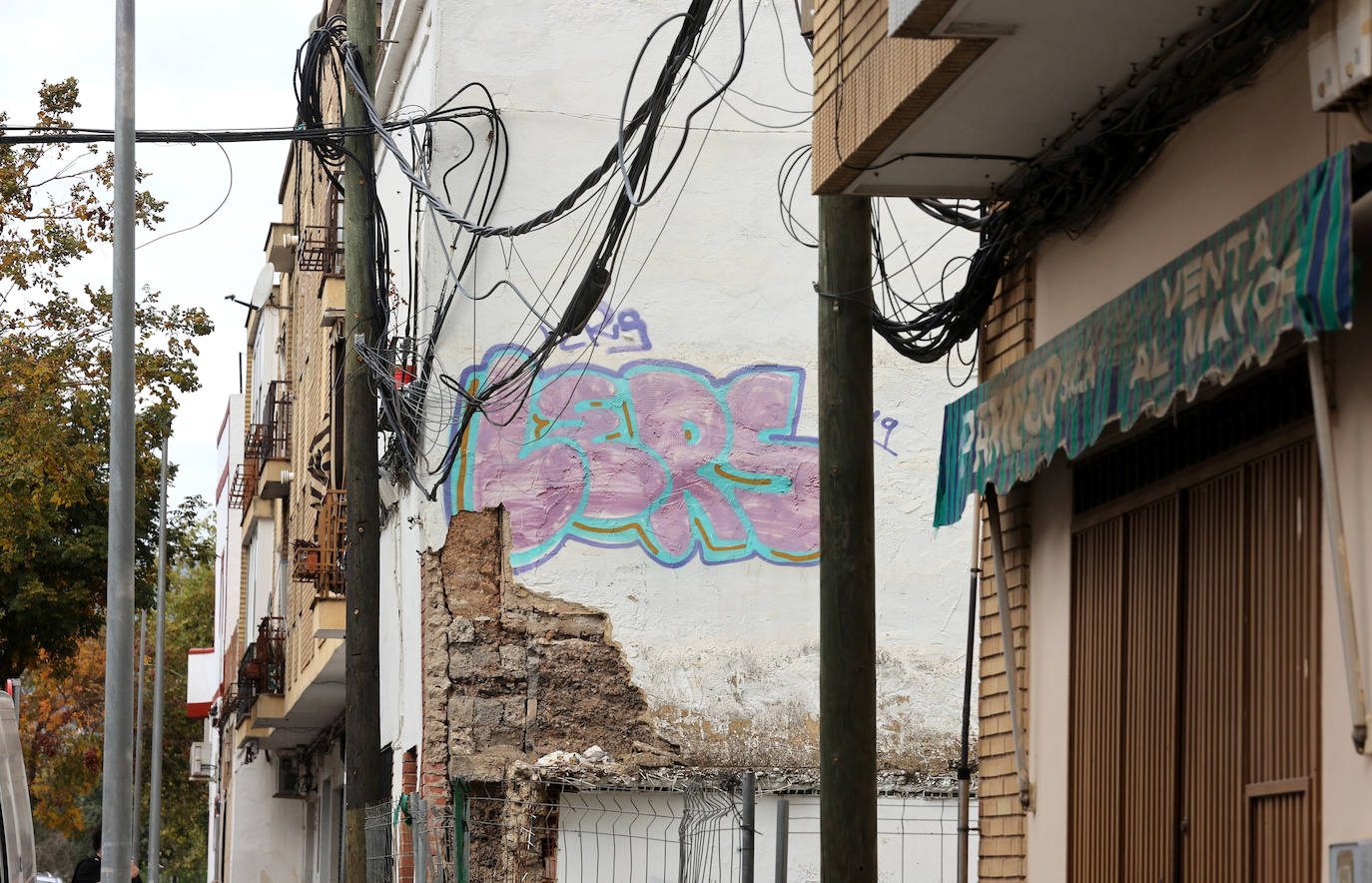 El deterioro del barrio de la Huerta de la Reina de Córdoba, en imágenes