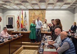 El PSOE le quita al PP la alcaldía de Requena con una moción de censura en plena crisis por la DANA en Valencia
