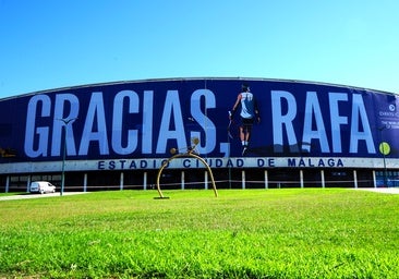 Málaga despide a Nadal con una gran pancarta de más de 2.600 metros: «Gracias, Rafa»