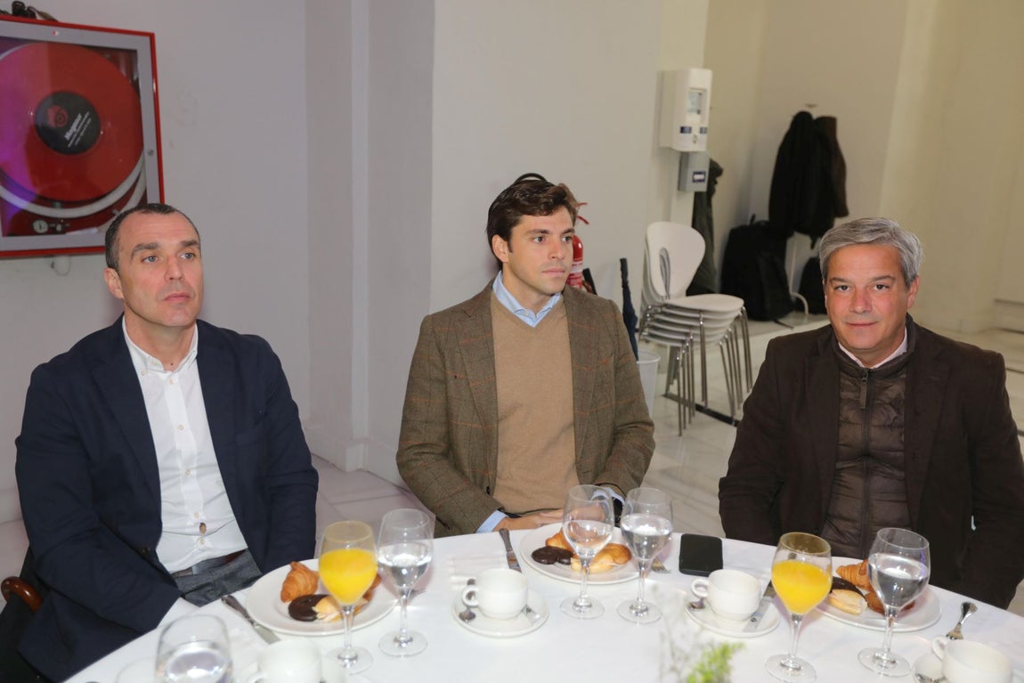 Eduardo Mora, Felipe Gayoso y Arturo Hidalgo