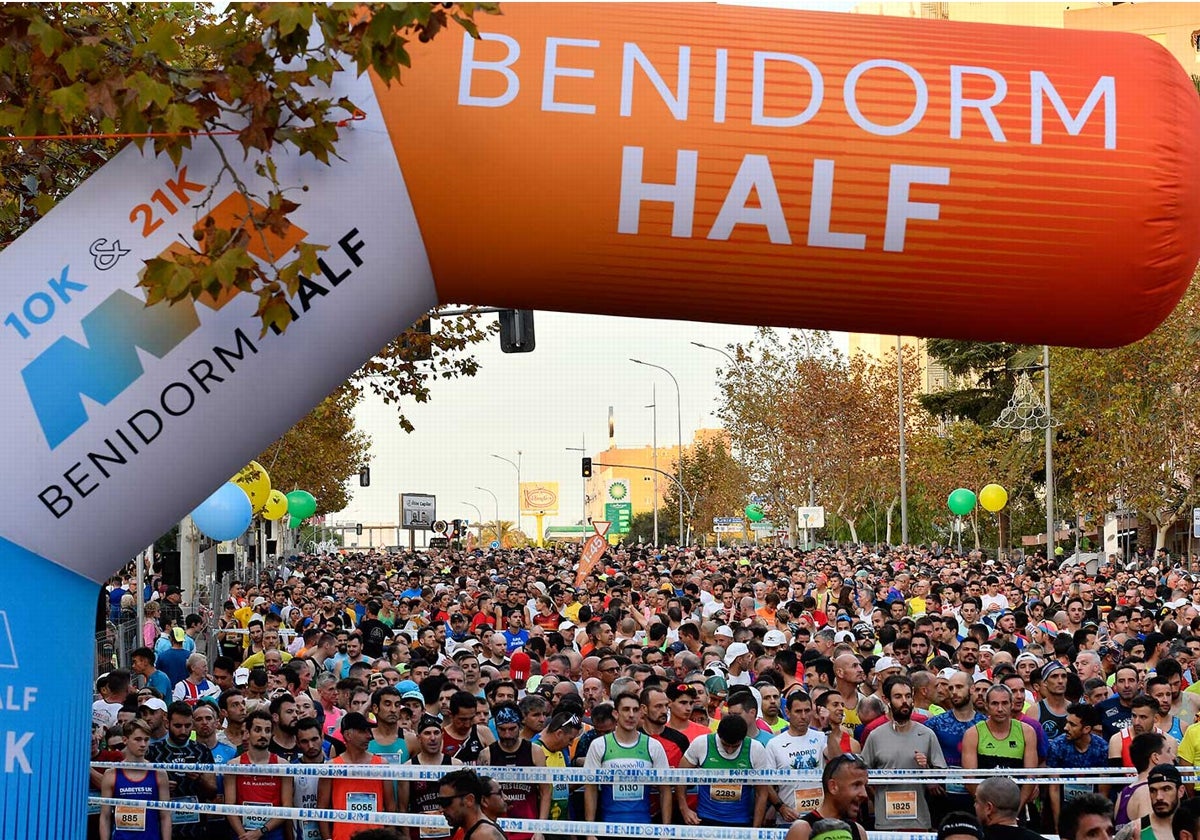 Participantes en una edición de Benidorm Half