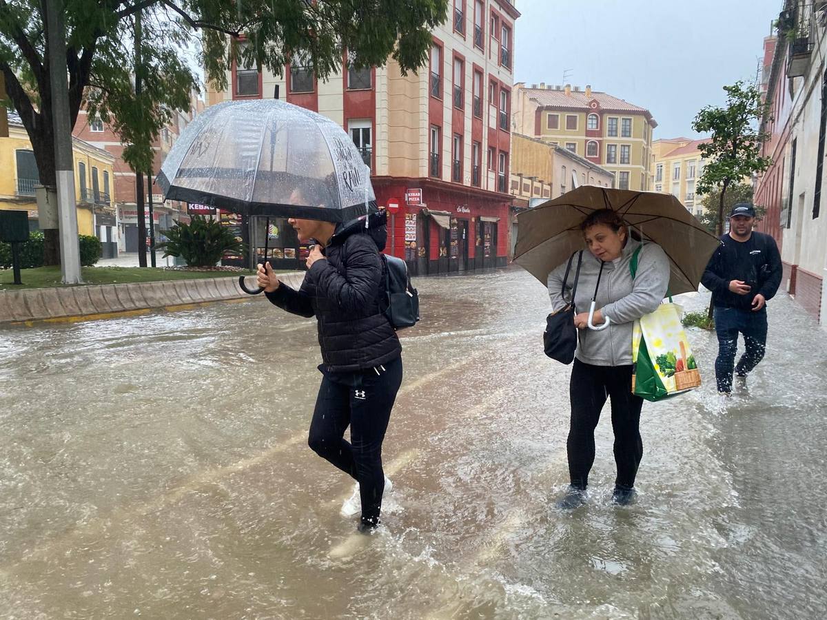 Efectos por las fuertes lluvias en Málaga al paso de una nueva DANA