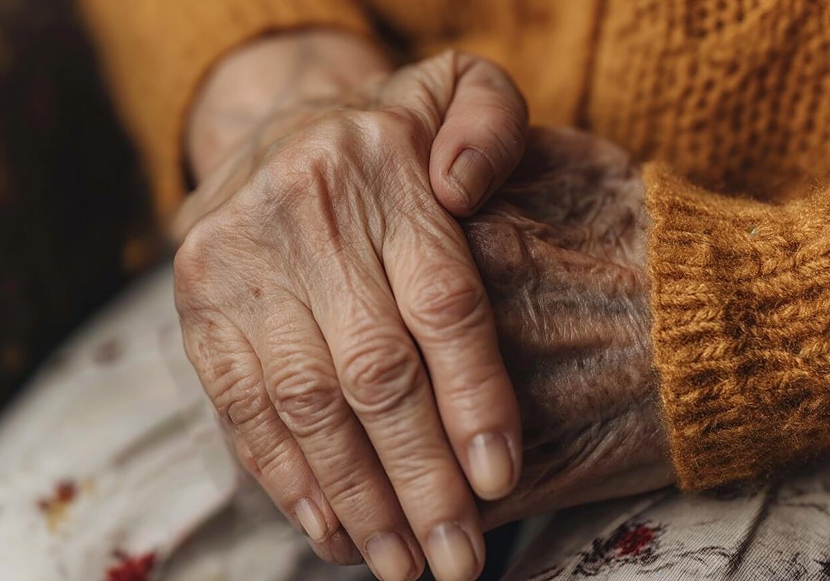 Manos de una anciana