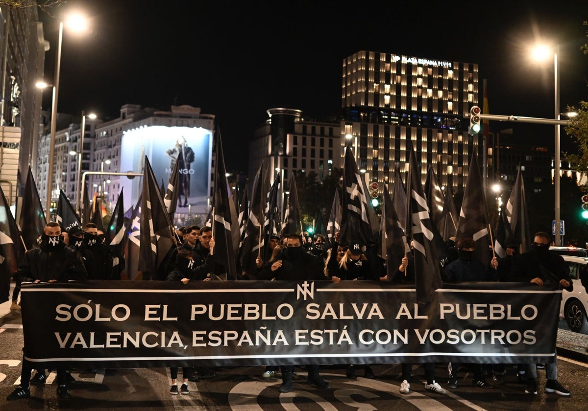 Inicio de la manifestación de Núcleo Nacional, el sábado pasado, en la plaza de España