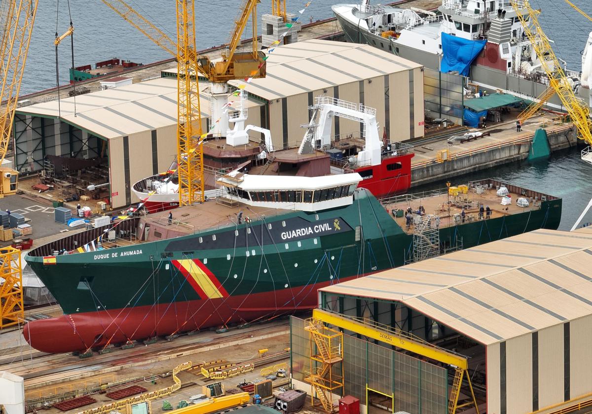 El Mando de Fronteras y Policía Marítima de la Guardia Civil ha presidido en el puerto de Vigo la botadura del nuevo buque oceánico 'Duque de Ahumada'