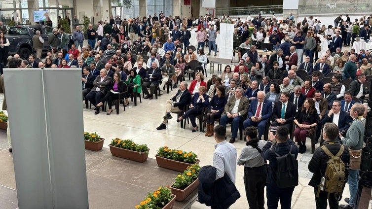 Asaja pide quitar trabas burocráticas y propone soluciones a la reestructuración agraria