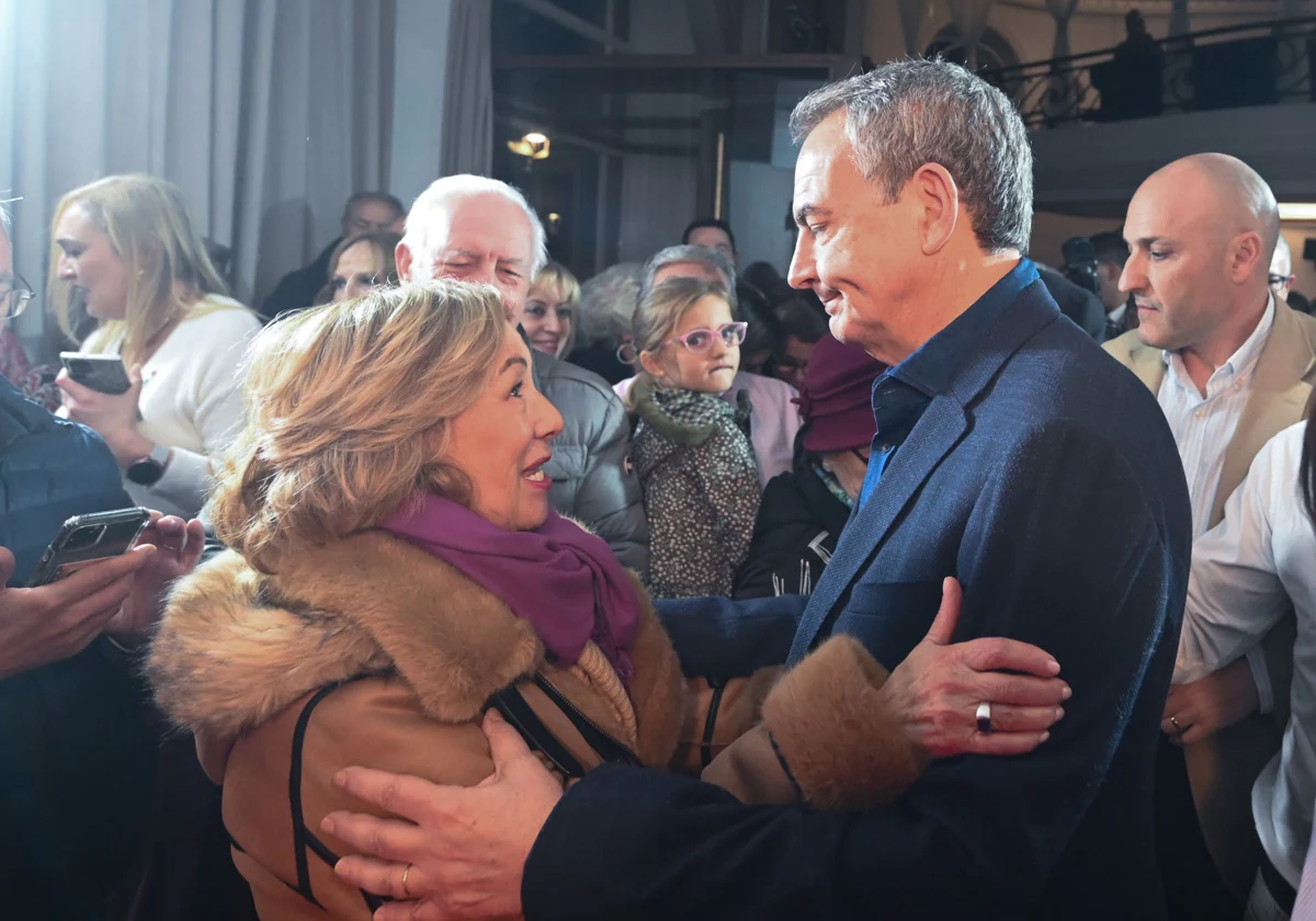 Acto de homenaje a las personas participantes en la refundación de la Agrupación Municipal del PSOE de Burgos