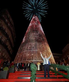 Imagen secundaria 2 - Se hizo la luz en Vigo y «arrancó la Navidad en el planeta»