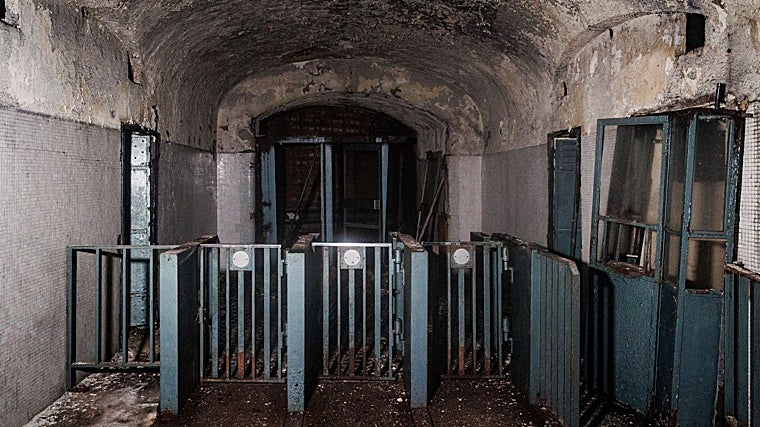 Vestíbulo de salida de la estación de Ventas