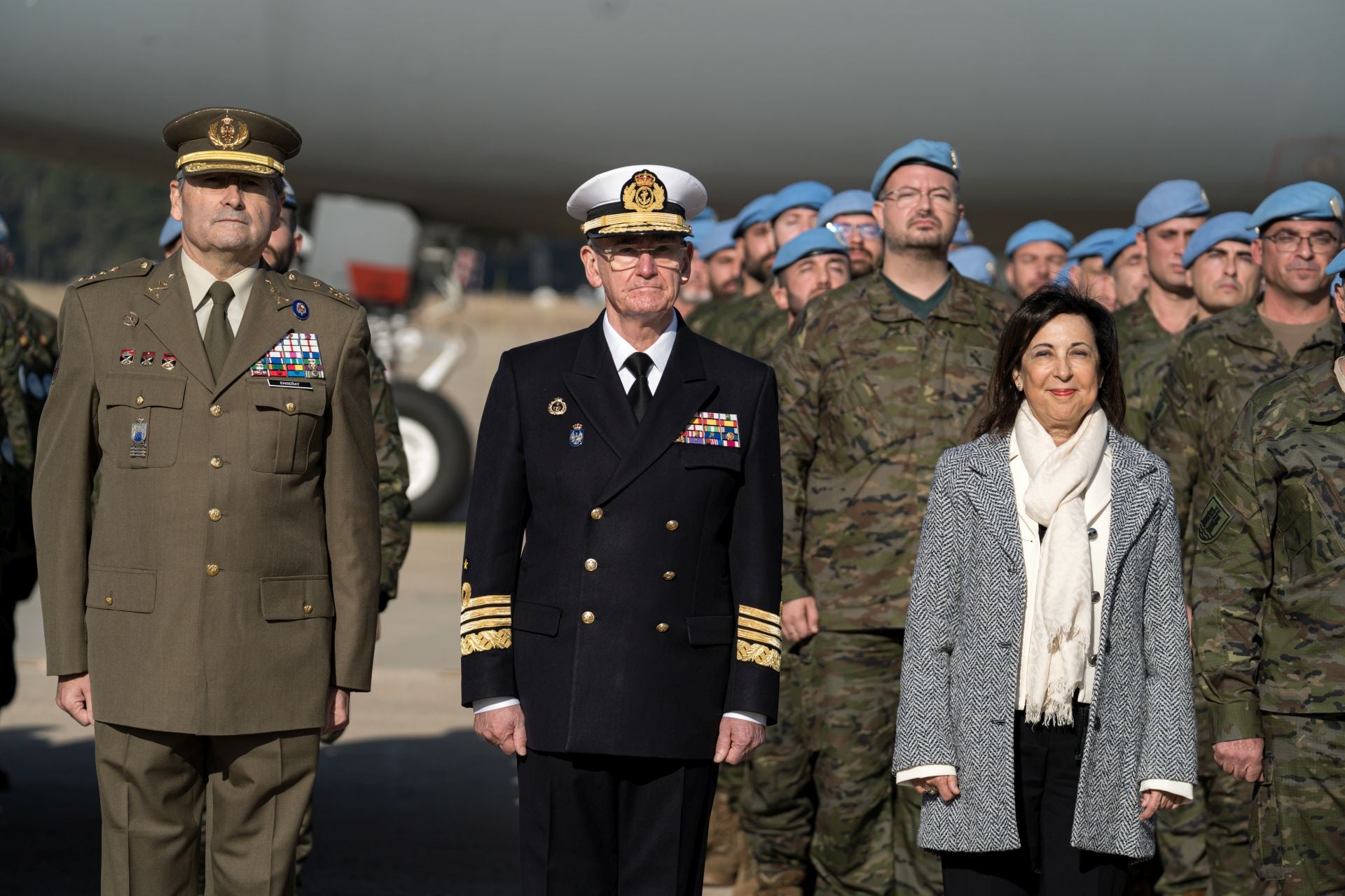 La despedida de la ministra de Defensa a la Brigada de Cerro Muriano, en imágenes