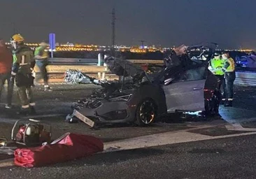 Dos turistas muertos y varios heridos en un grave accidente en Cartagena con una narcolancha implicada y un conductor huido