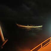 Noche de rescates en El Hierro y Tenerife, a donde han llegado varios cayucos con cerca de 400 migrantes