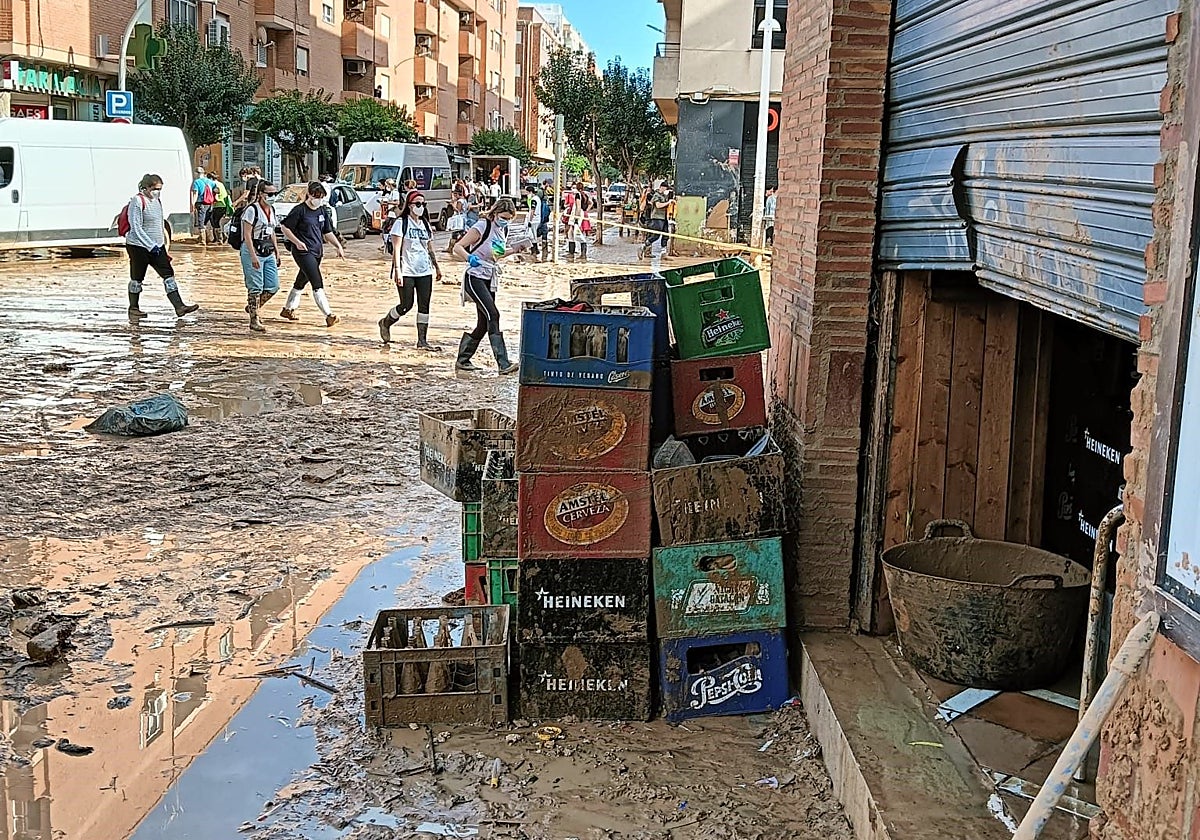 Imagen de un bar afectado por la DANA en Valencia