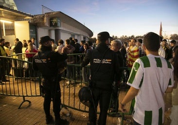 La Policía Nacional 'juega' en El Arcángel: así lo blinda