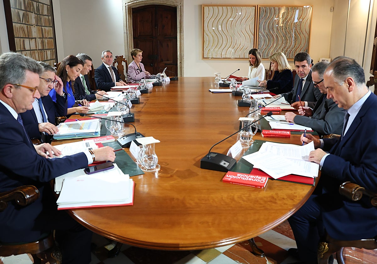 Imagen tomada duranteel primer Pleno del Consell de la Recuperación