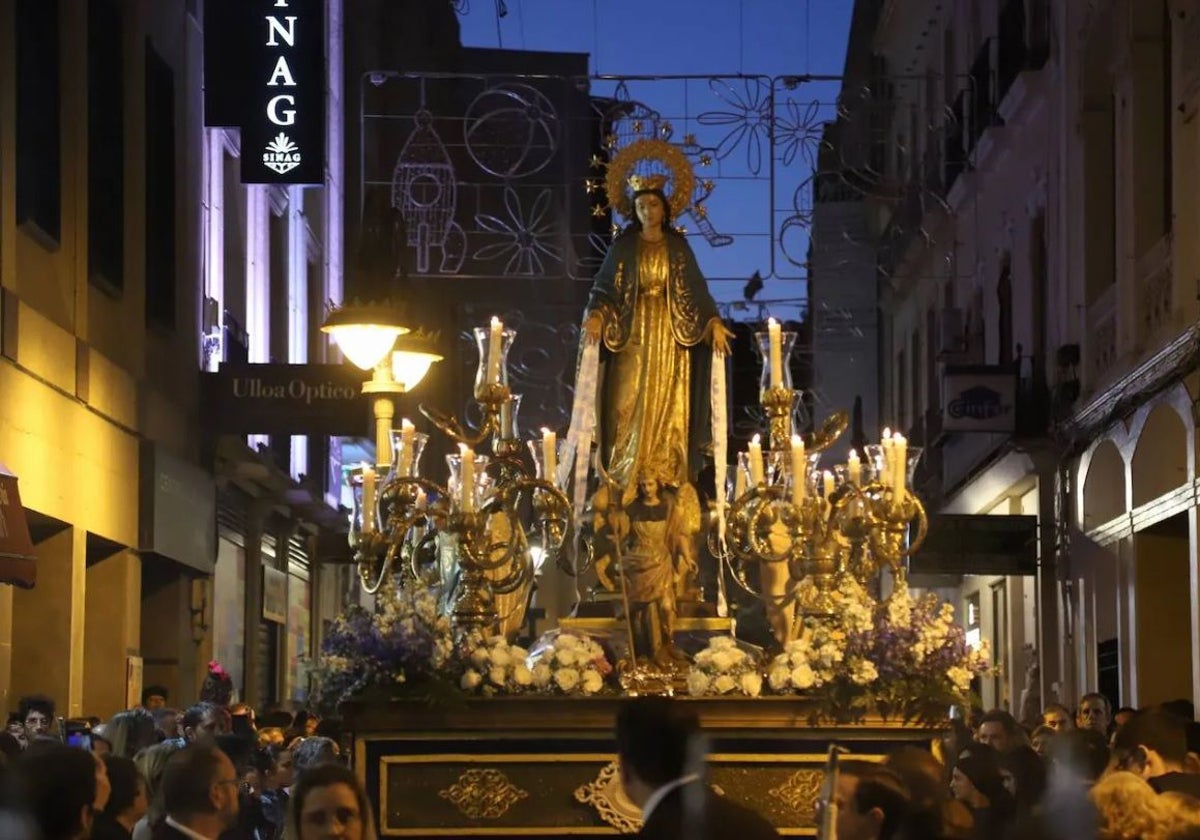 La Virgen de la Medalla Milagrosa, en su procesión de noviembre de 2023