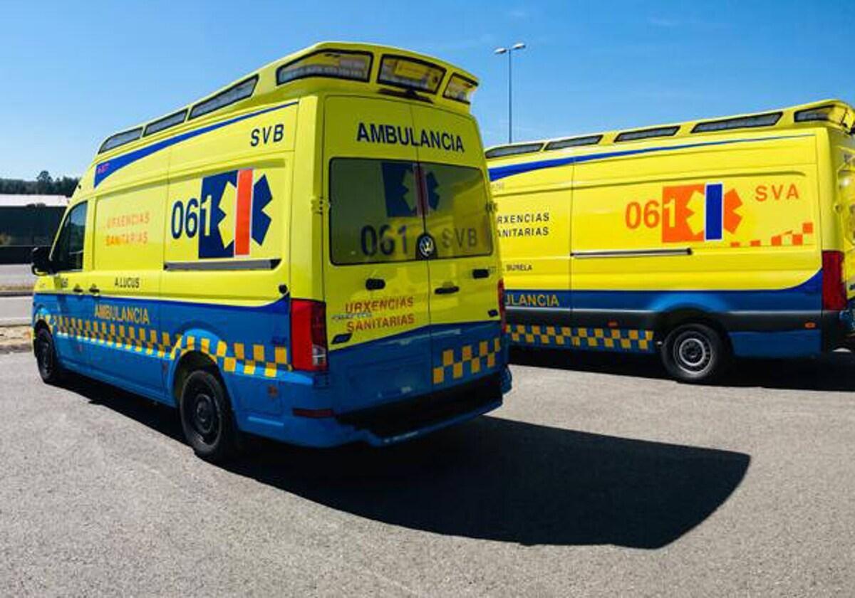 Imagen de archivo de una ambulancia en Galicia