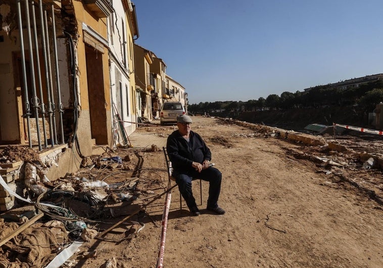 Valencia sigue en emergencia un mes después de la DANA
