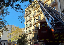 Heridas dos personas tras una explosión en una vivienda de Barcelona