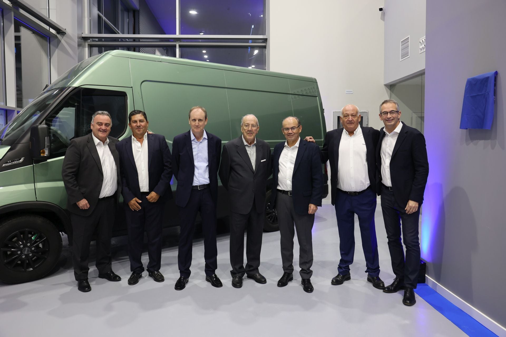 La inauguración del nuevo concesionario Veimancha de Iveco en Córdoba, en imágenes