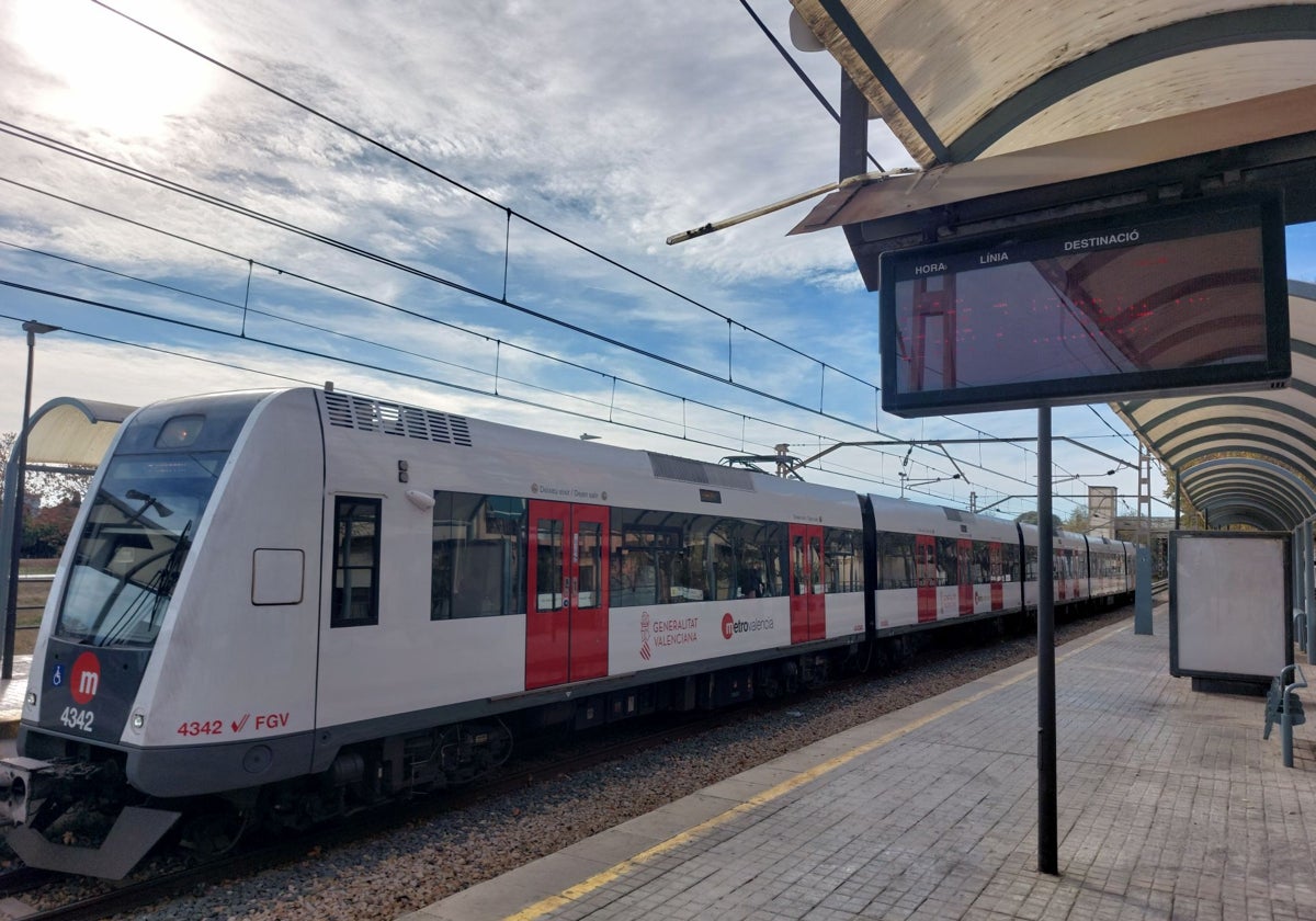 Imagen de archivo de un tren de Metrovalencia