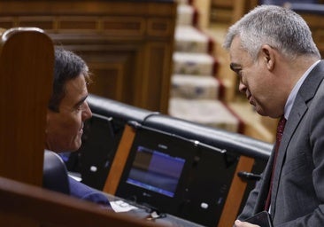 Lobato dice que el primer comunicado se consensuó con Santos Cerdán