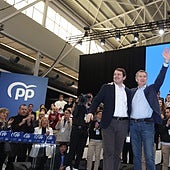 Alfonso Fernández Mañueco y Alberto Núñez Feijóo este domingo en Valladolid