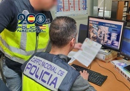 Detenida una mujer por vender a 100 euros citas falsas a inmigrantes para pedir asilo en España