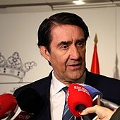 La Junta ve que «se estrecha» el cerco al Gobierno al ir contra Europa con el lobo