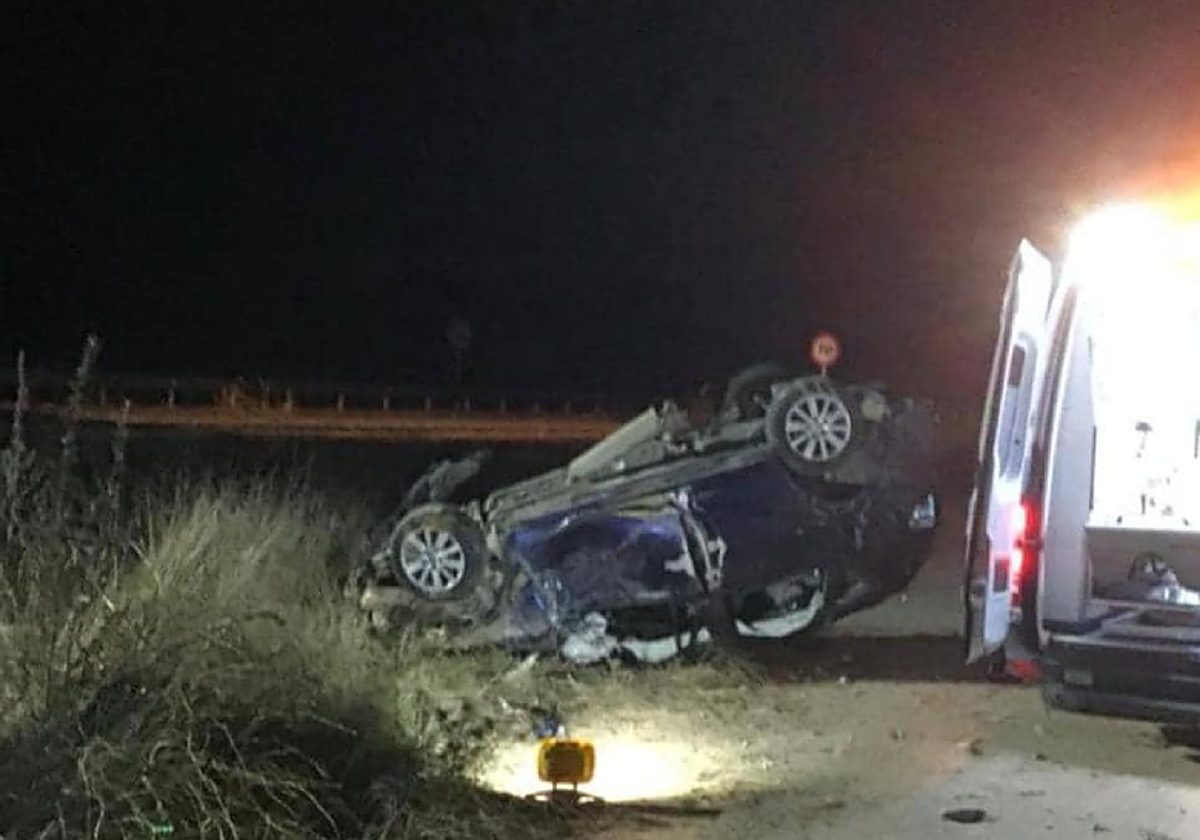 El vehículo, tras sufrir el accidente