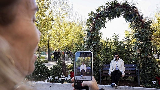 Jardines efímeros por Navidad: la postal del Retiro para tiktokers e instagramers