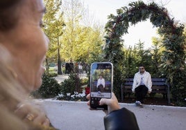 Jardines efímeros por Navidad: la postal del Retiro para tiktokers e instagramers